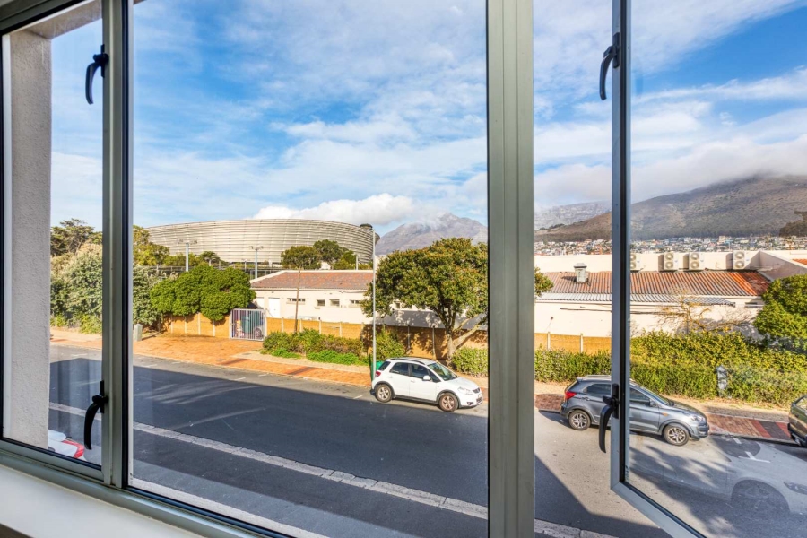 1 Bedroom Property for Sale in Mouille Point Western Cape